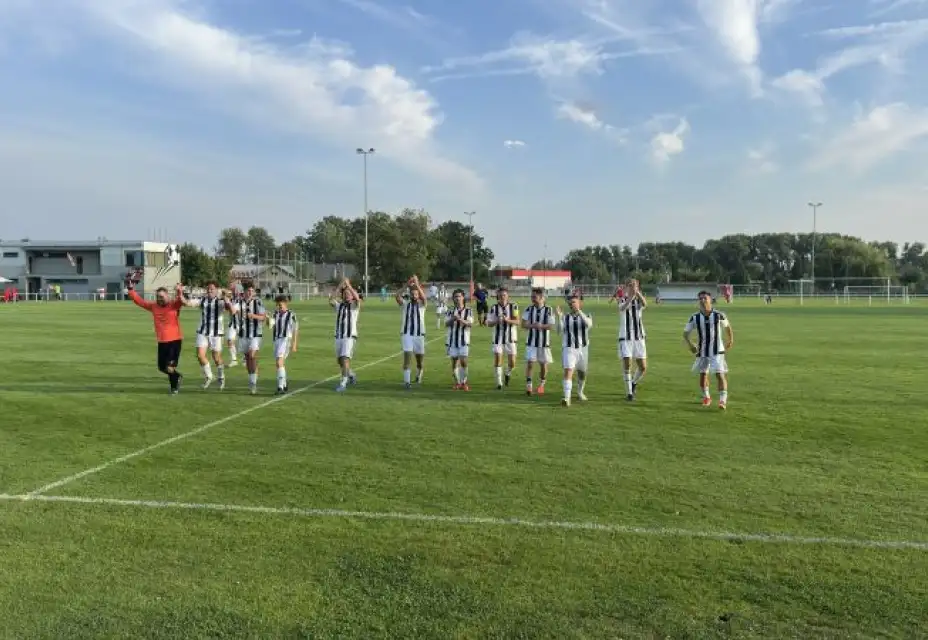 FK Skalná : FK Nová Role 8:2 (3:1)